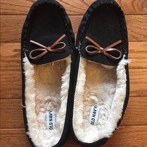 Old Navy moccasin slippers